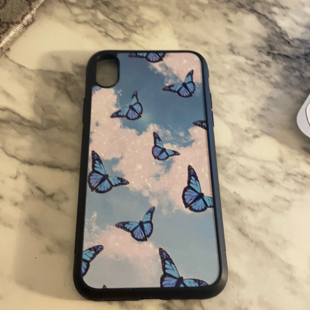 blue and white iphone XR butterfly phone case